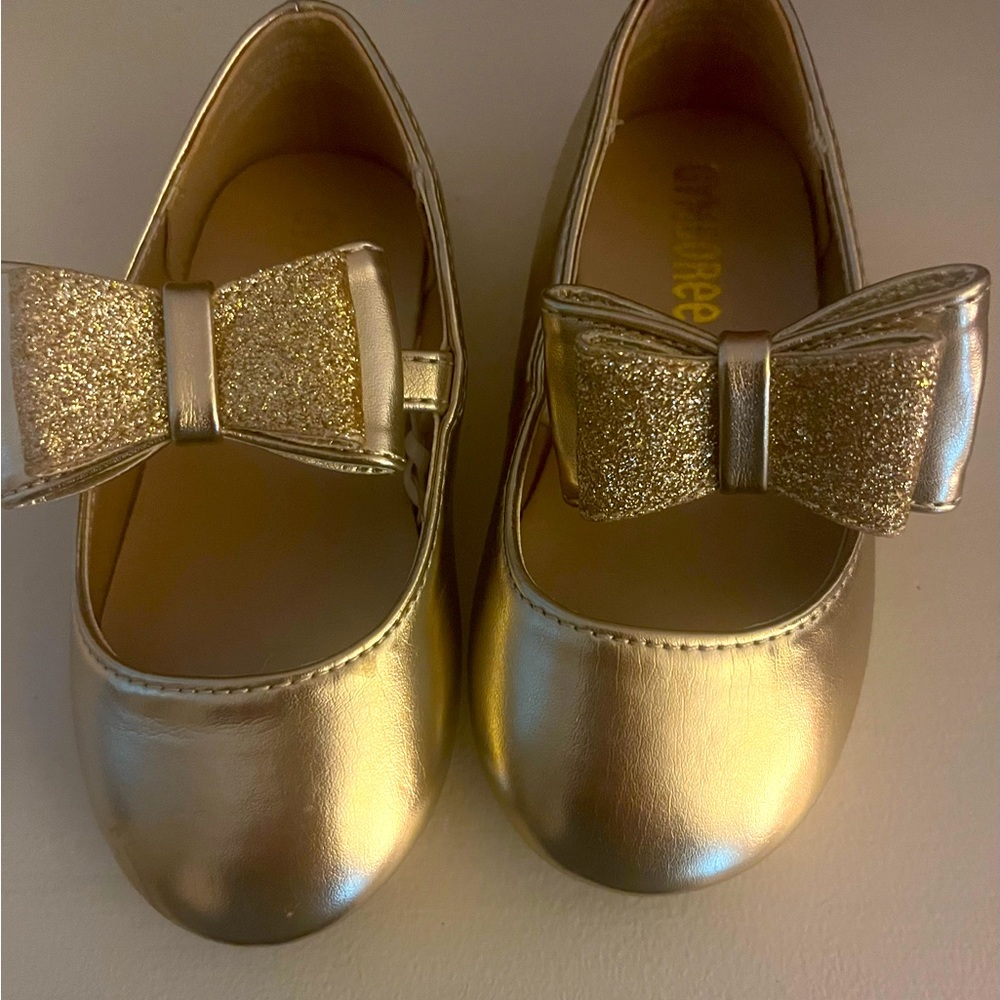Gymboree Gold Shoes Size 6